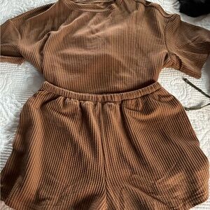 Brown Ribbed Two-Piece Set